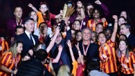 Dursun Özbek ve Erden Timur’dan şampiyonluk açıklaması! ‘Helal kupalar Galatasarayımıza armağan olsun’