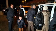 Edirne’de evde saklanan 16 kaçak göçmen yakalandı: Ev sahibi kadın gözaltına alındı