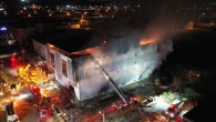 Aydın’da otluk alanda çıkan yangın fabrikaya sıçradı: Bir itfaiye personeli hastaneye kaldırıldı!