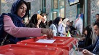 İran’da cumhurbaşkanı adayları son mitinglerini düzenledi