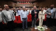 Kocaeli Büyükşehir Belediye Başkanı Tahir Büyükakın, Büyükşehir personeliyle bayramlaştı
