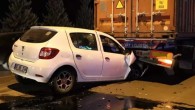 Antalya’da feci kaza: TIR’ın altına girdi, burnu bile kanamadı