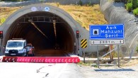 6 Şubat depreminde beton blokları oynayan tünel yeniden trafiğe kapatıldı