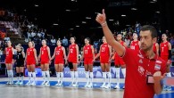 Canlı: Türkiye – Çin voleybol maçı | Filenin Sultanları yarı final için sahada