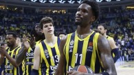 Ermenistan paylaşımına tepkilere neden oldu: Fenerbahçeli Nigel Hayes-Davis’ten özür mesajı!