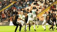 Adanaspor 5 gollü maçta farklı yenildi