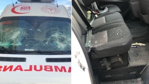 Hasta yakını ambulansa kürekle saldırdı: Hamile sağlık çalışanı yaralandı!