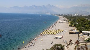 Antalya bayramda 2 milyonun üzerinde yerli turist ağırladı