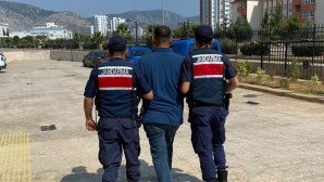 Adana’da uzun süredir aranan 2 hükümlü yakalandı