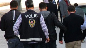 İzmir merkezli FETÖ operasyonu: 6 gözaltı