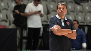 F.Bahçe taraftarından Ergin Ataman’a tepki!