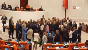 CHP’den Meclis’te kürsü işgali