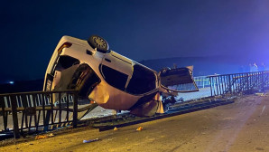 Köprüde feci kaza: 1 ölü, 3 yaralı