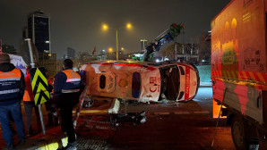 İstanbul’da ambulans takla attı