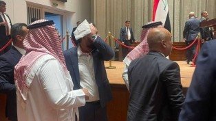 Irak Meclisi karıştı: Milletvekilleri birbirine girdi