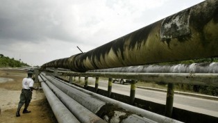 Afrika’nın en uzun petrol boru hattı: Neden üretime geçemiyor?