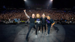 Metallica komşuda “deprem yarattı”