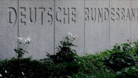 Bundesbank: Ufukta resesyon ve çift haneli enflasyon var