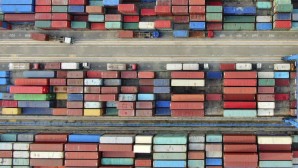 Çin’de dış ticaret ivme kaybetti