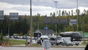 Finlandiya’da sınırı geçmek isteyen Ruslar için çit önerisi