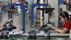 Çin’de imalat PMI endeksi Ekim’de daraldı