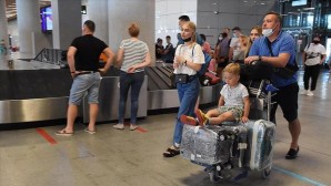 Rusya: Türkiye’yi ziyaret eden turist sayısı 2022’yi geçecek