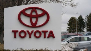 Toyota üretime kısmen döndü