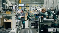 Almanya’da fabrika siparişleri düşüş beklenirken arttı