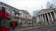 İngiltere Merkez Bankası beklentilere paralel faizi sabit bıraktı