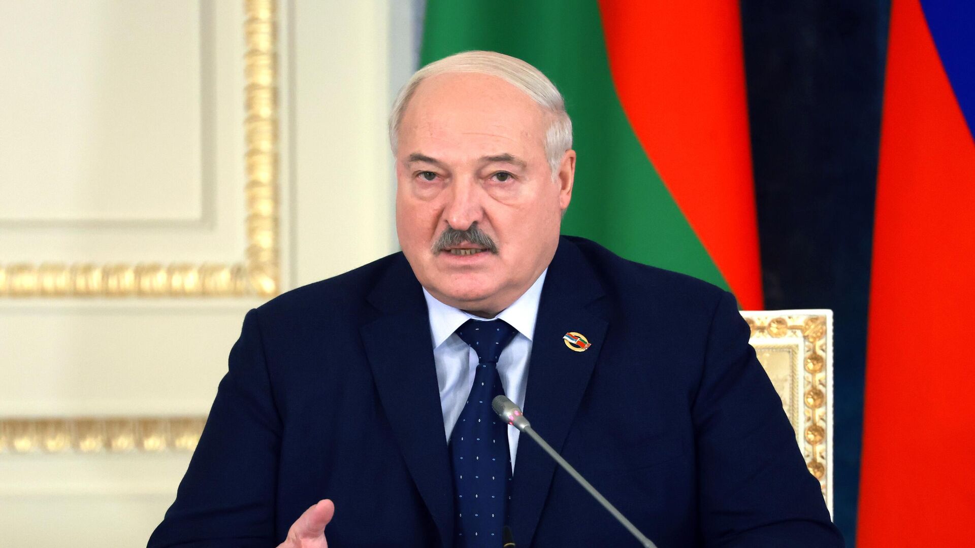 Belarus Devlet Başkanı Lukaşenko bugün resmi törenle ‘Cumhurbaşkanlığı Yemini’ni edecek