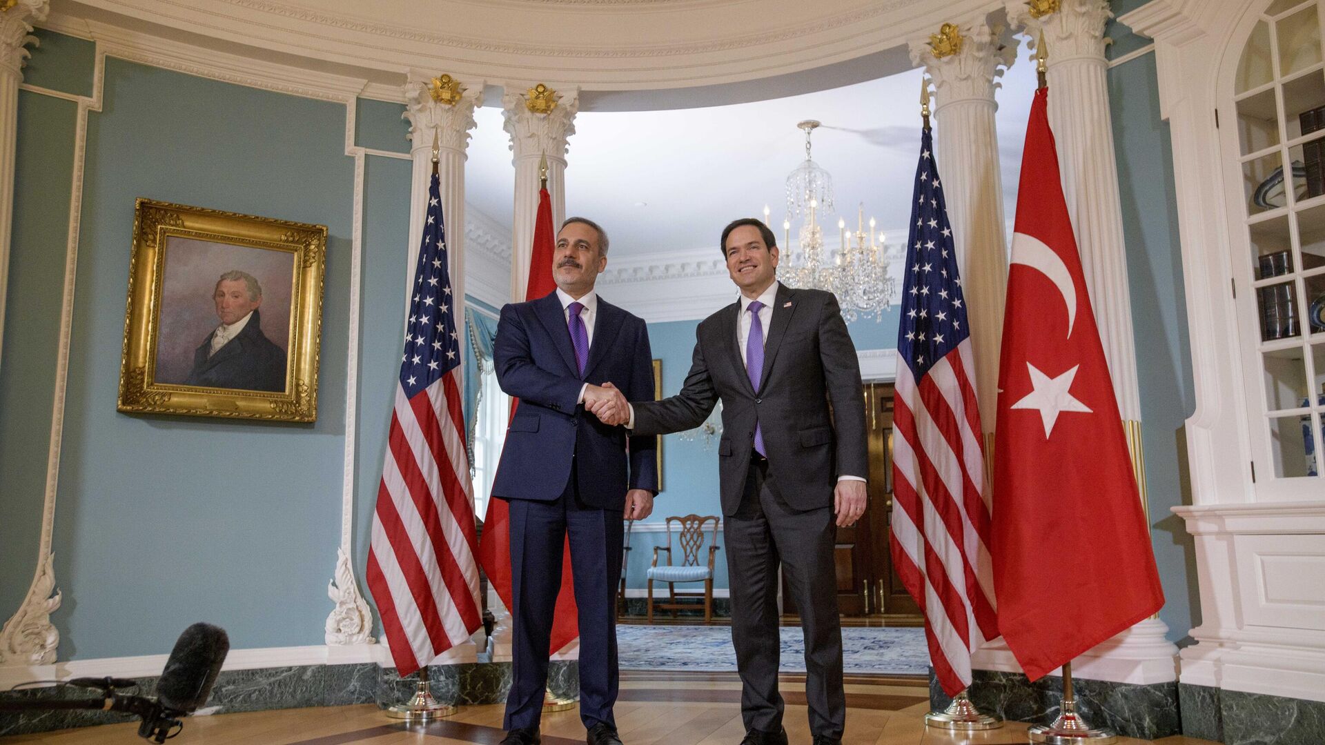 Dışişleri Bakanı Fidan ve ABD’li mevkidaşı Rubio ile bir araya geldi