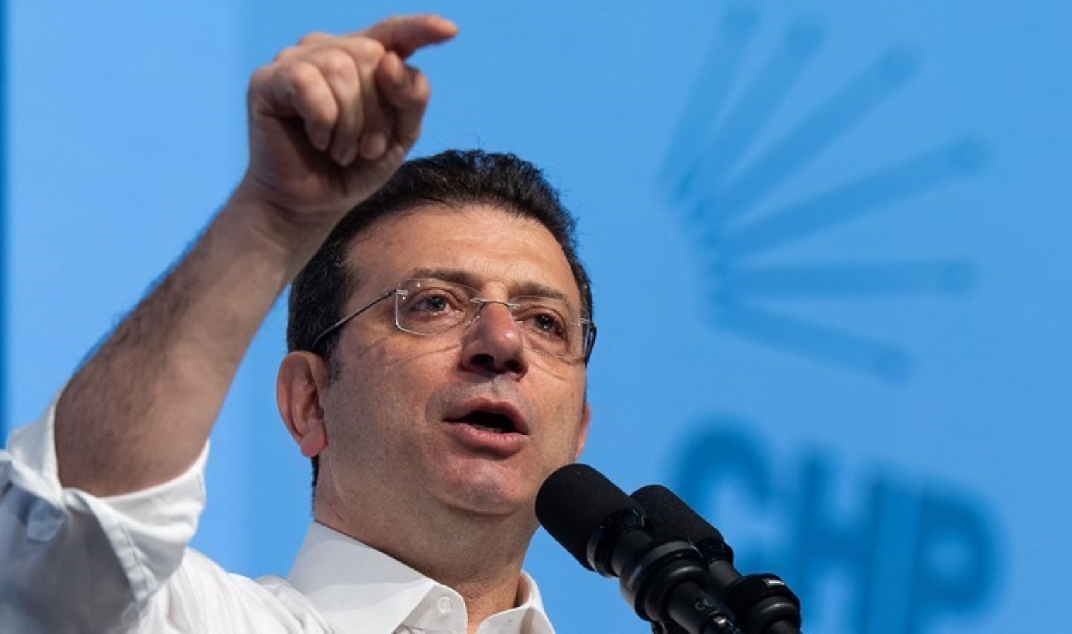 Ekrem İmamoğlu mahkemece tutuklandı!