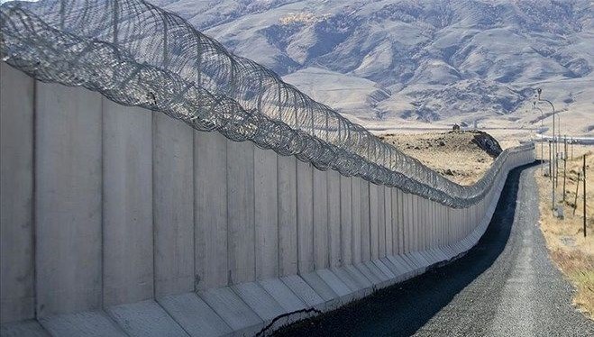 Göç Yönetimi Başkanlığından, tezlere ait açıklama: Edirne-Yunanistan hududuna duvar