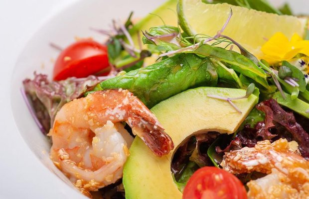 Gurme salata: Karidesli avokado salatası tarifi