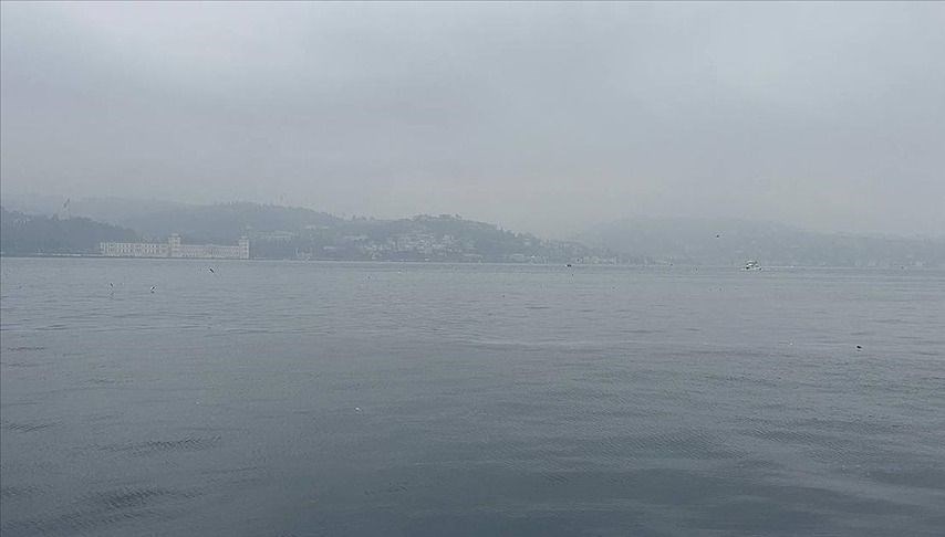 İstanbul Boğazı gemi trafiğine kapatıldı
