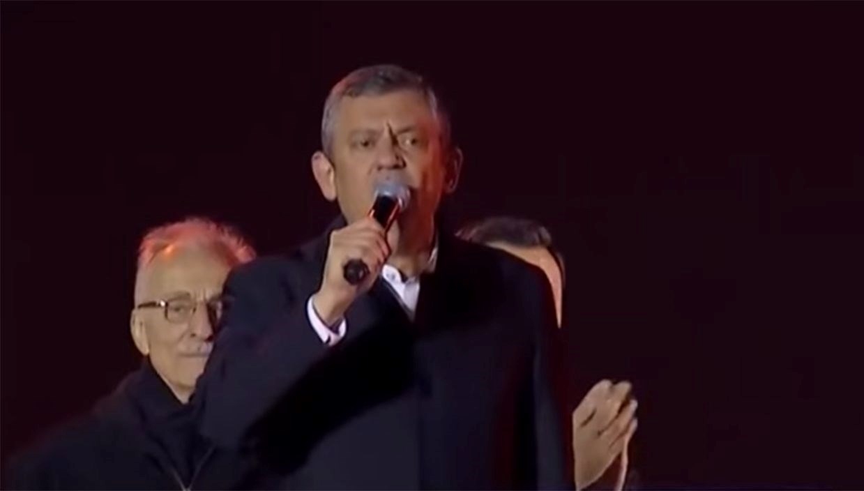 Özgür Özel: Dünden beri olanlar darbe teşebbüsüdür