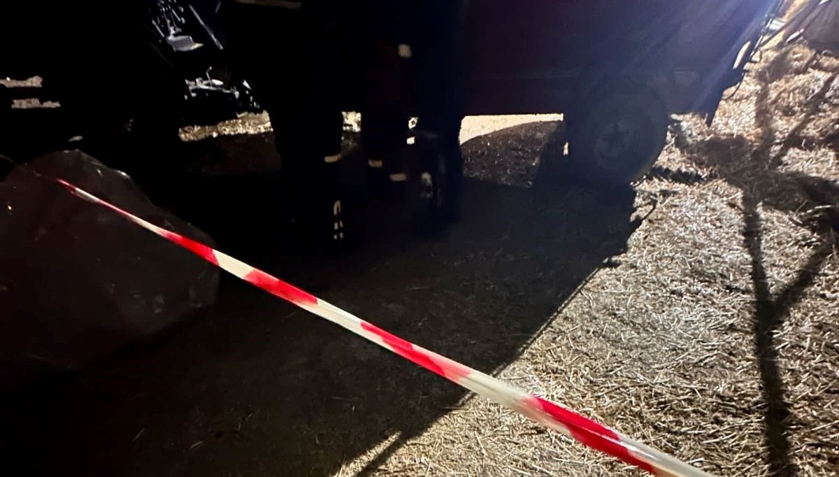 Yem karma makinesinde öldü: Cesedi çıkarılmayınca makine vinçle İzmir’e gönderildi