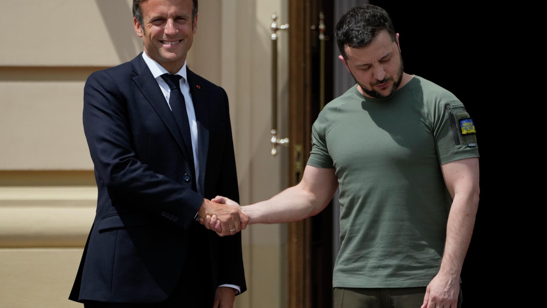 Zelenskiy: Macron ile Mirage savaş uçaklarının sayısını artırma konusunda anlaştık