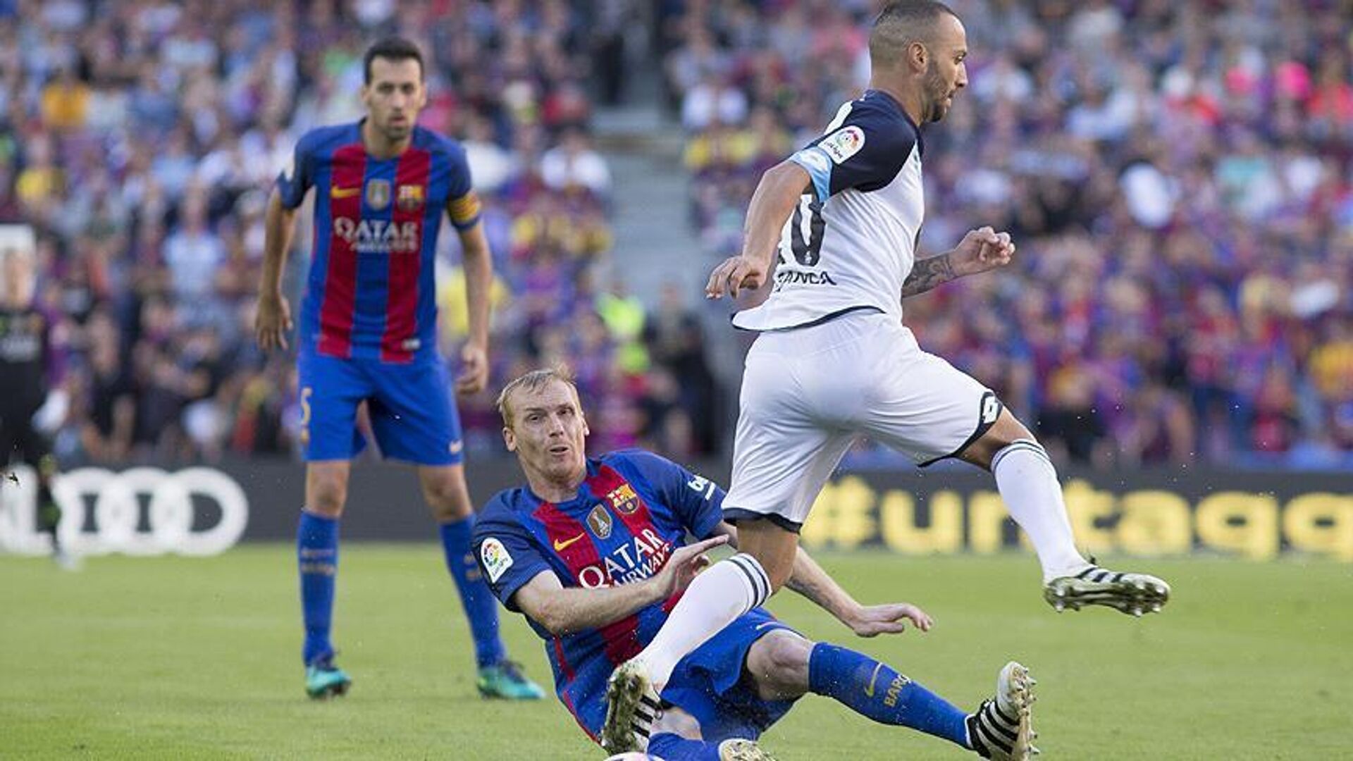 Barcelona’ya 20 milyon euroya transfer olmuştu: Eski futbolcu mağaza çalışanı oldu