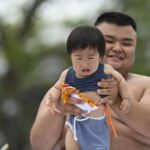 japonyada-geleneksel-aglayan-bebek-sumo-festivali-renkli-goruntulere-sahne-oldu-5-vOBjQJgI.jpg