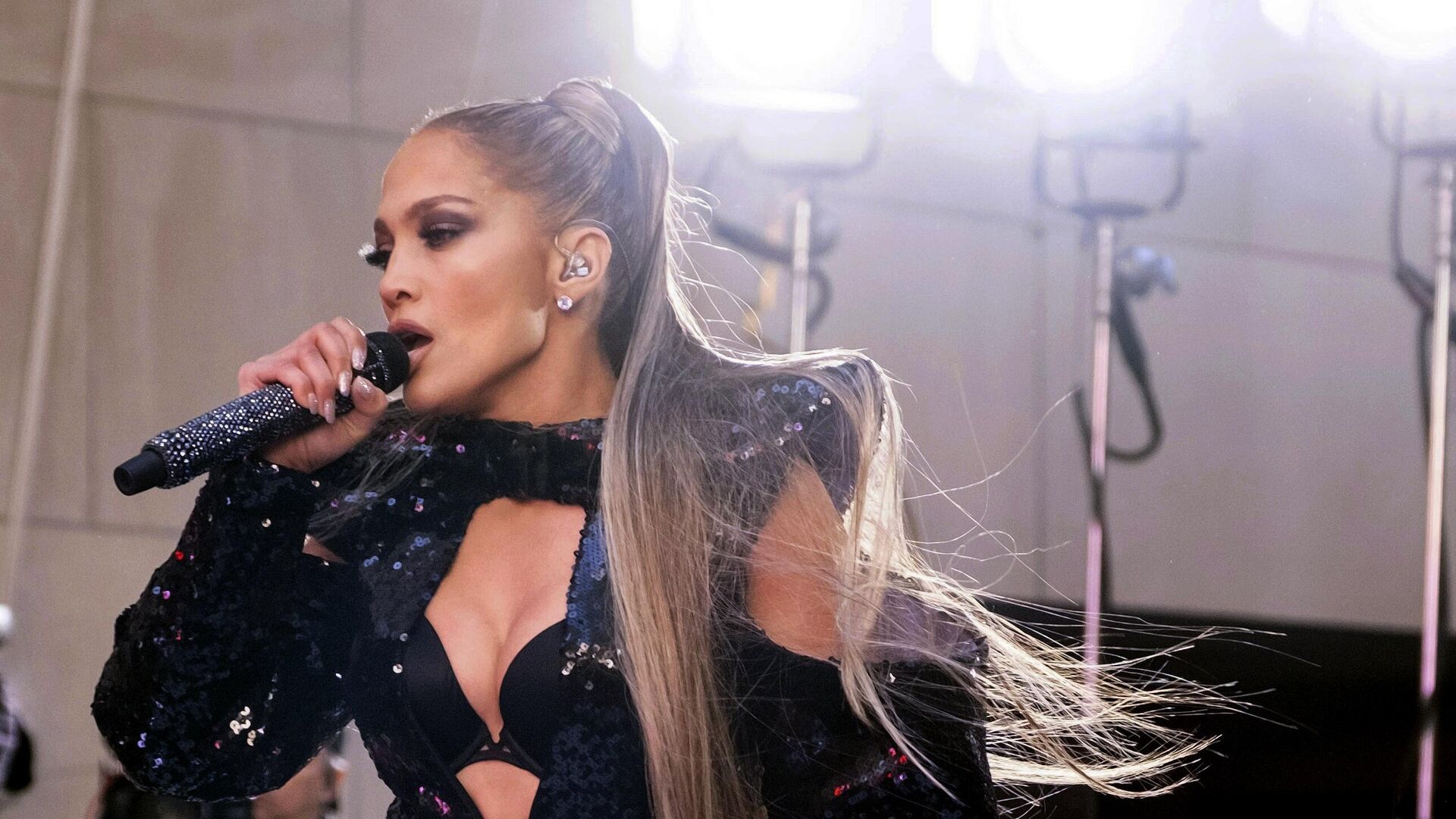 Jennifer Lopez Türkiye’de sahne alacak: Konser bilet fiyatları sosyal medyayı karıştırdı
