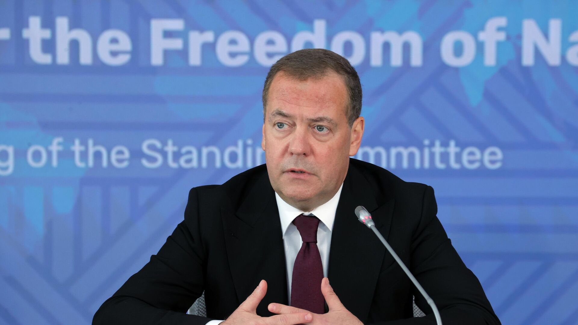 Medvedev: ABD Rusya’ya karşı ilan edilmemiş bir savaş yürüttü