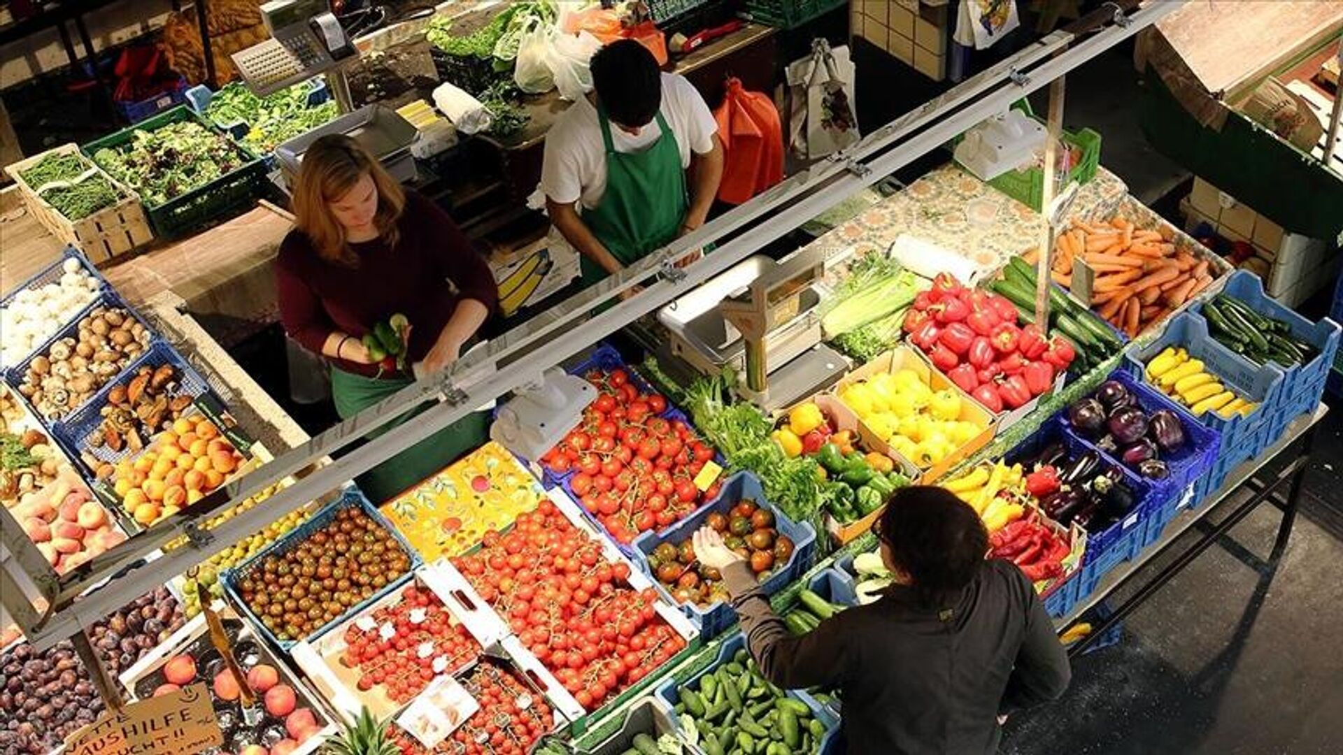 Nisanda marketteki 39 üründen 28’inin fiyatı arttı: Rekor artış karnabaharda