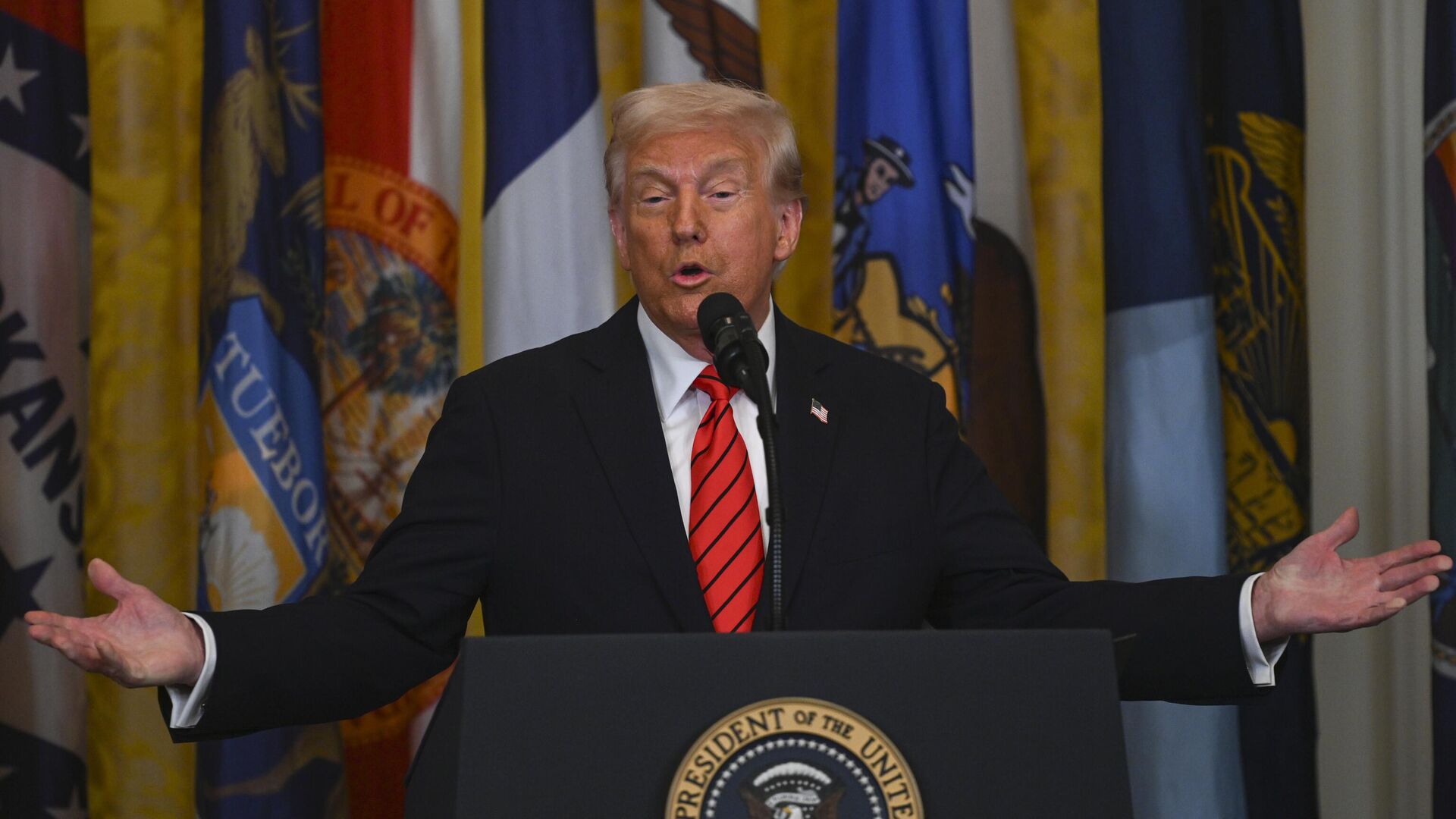 Trump ilk 100 gününü değerlendirdi: ‘100 yılın en köklü değişimini gerçekleştirdik’