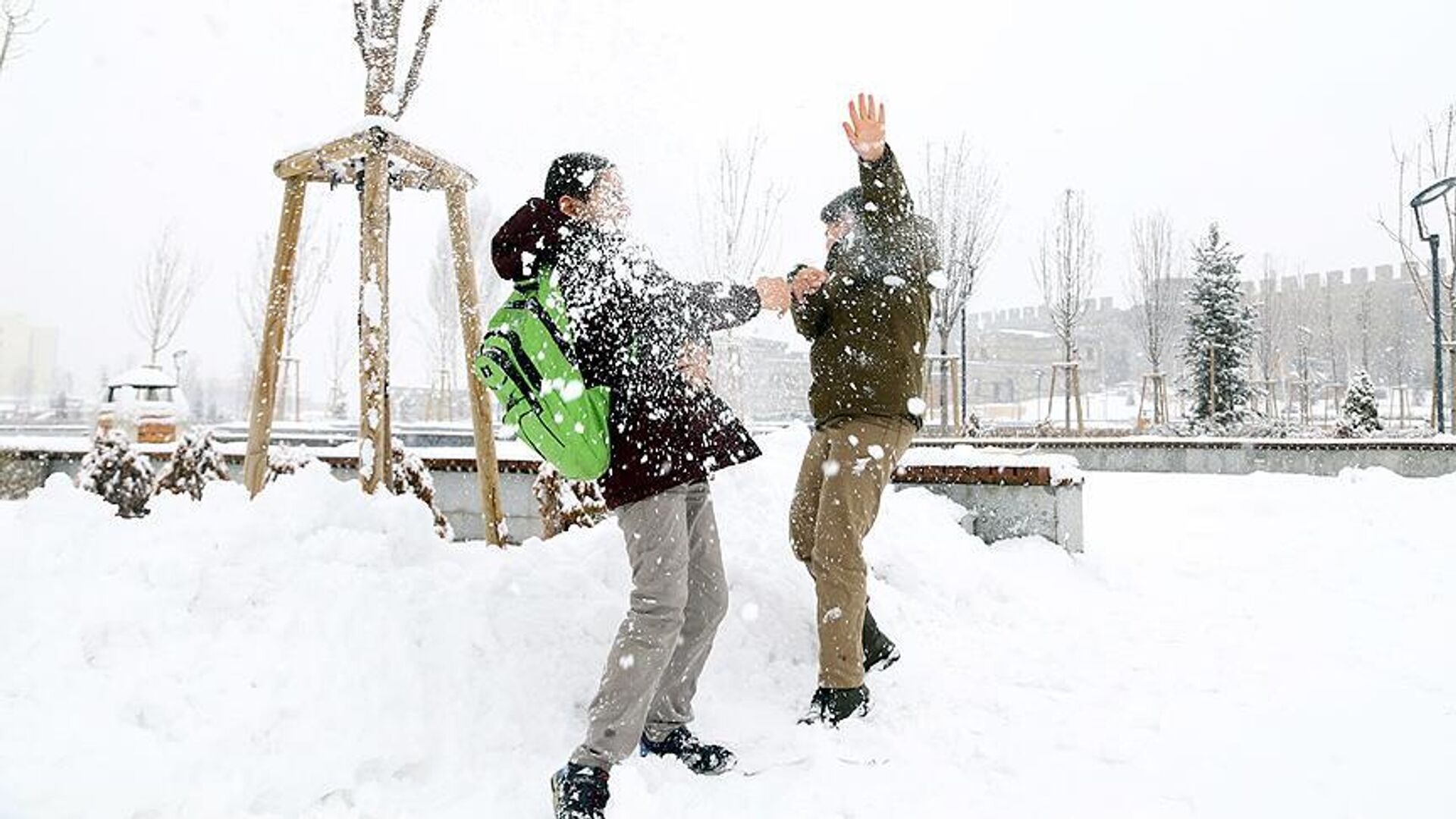 Yarın okullar tatil mi? 11 Nisan tatil olan il ve ilçeler hangisi?