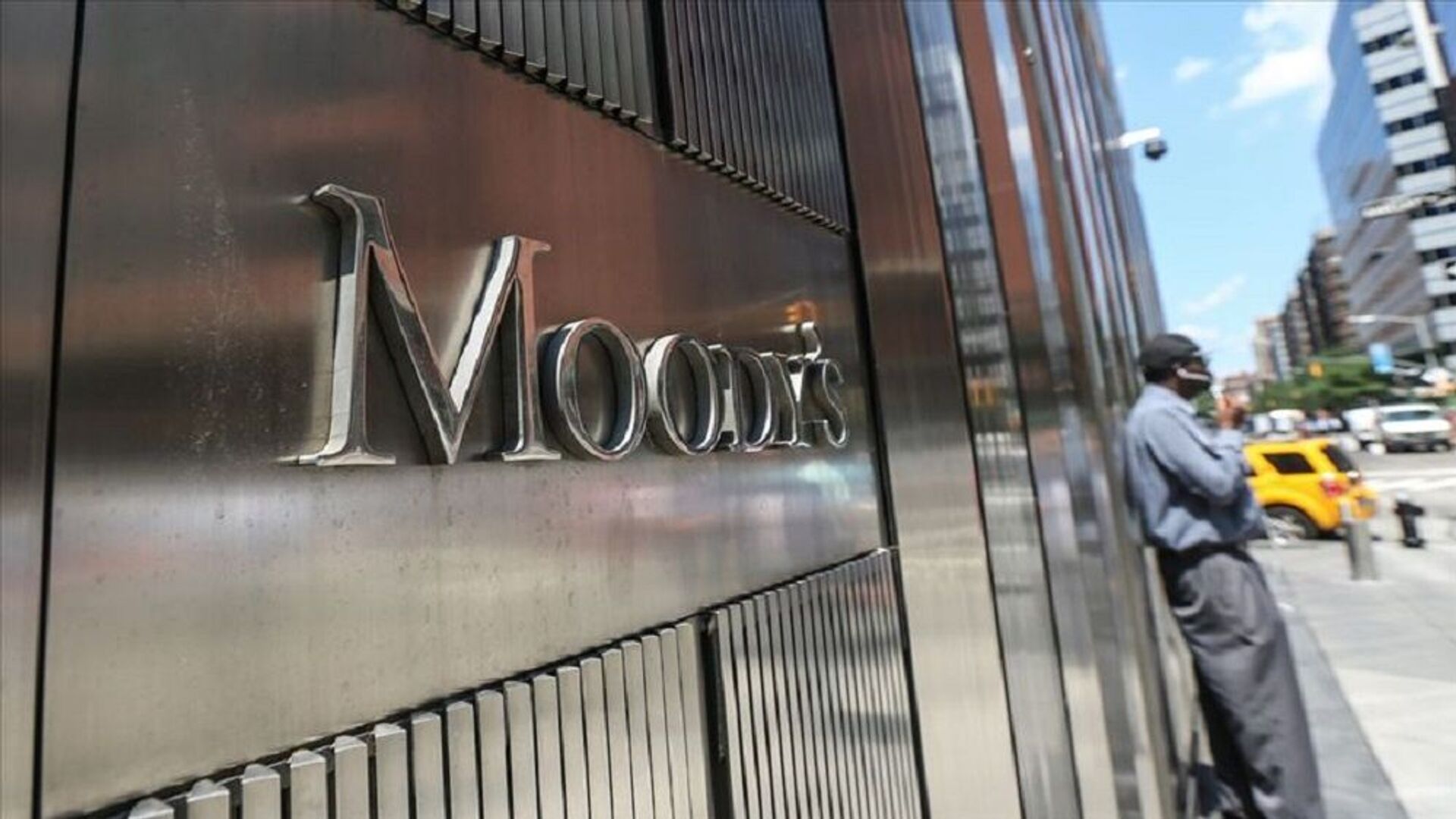 Moody’s, ABD’nin kredi notunu düşürdü