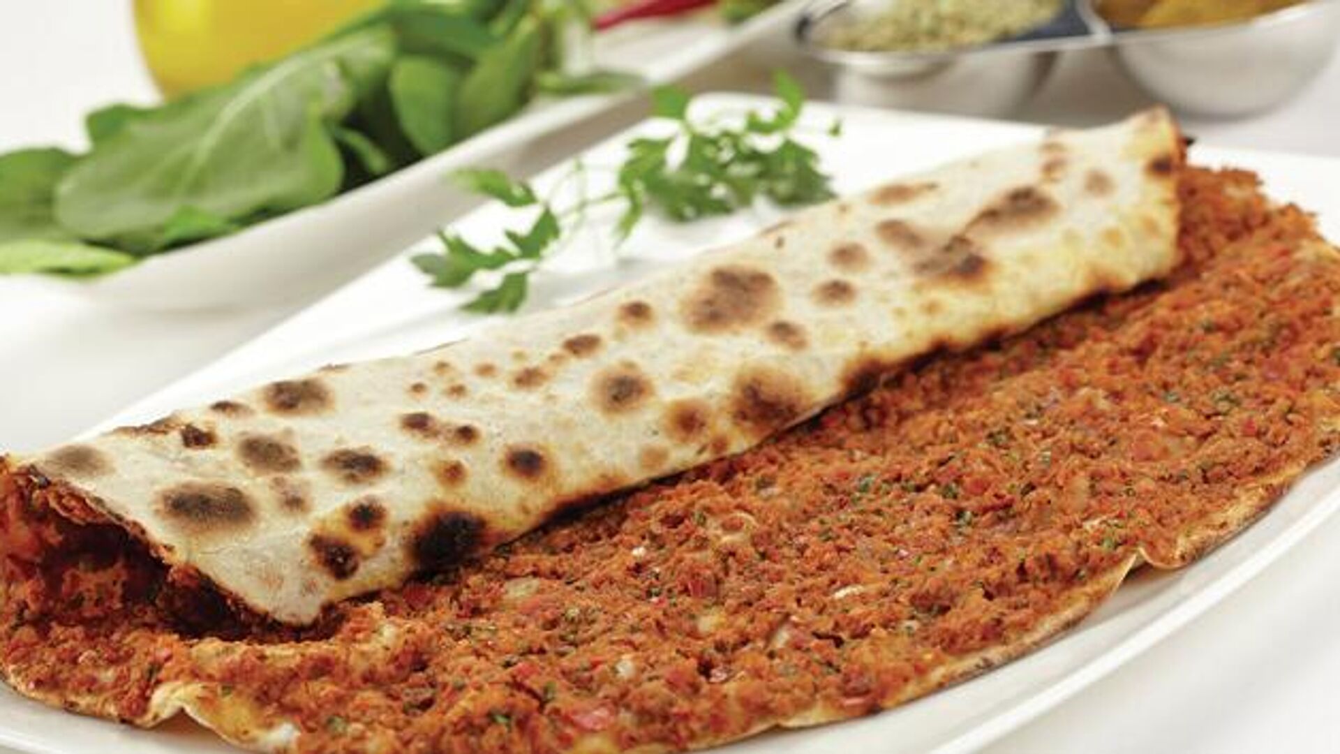 Bodrum’da pahalılık tartışması erken başladı: Bir lahmacunun fiyatı dudak uçuklattı