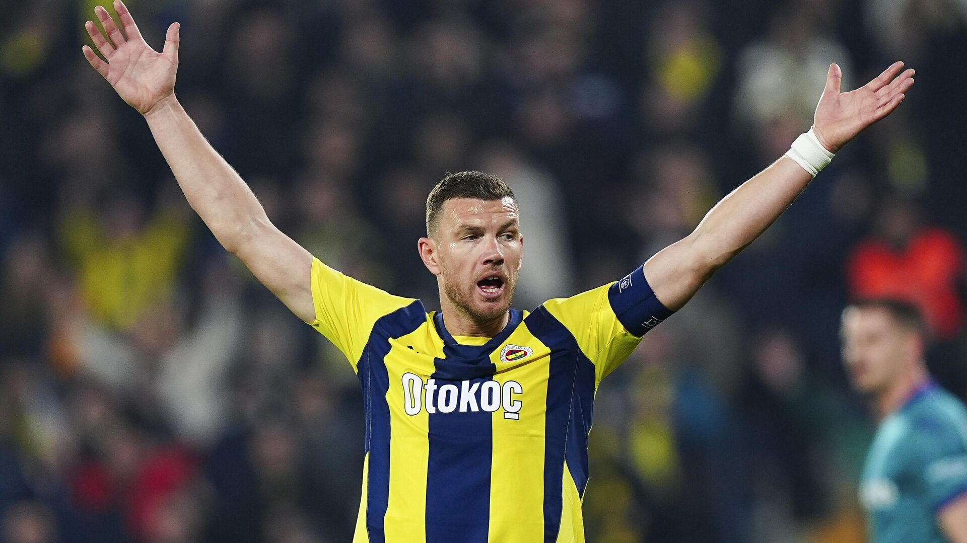 Edin Dzeko’dan dikkat çeken mesaj: Veda sinyali mi verdi?