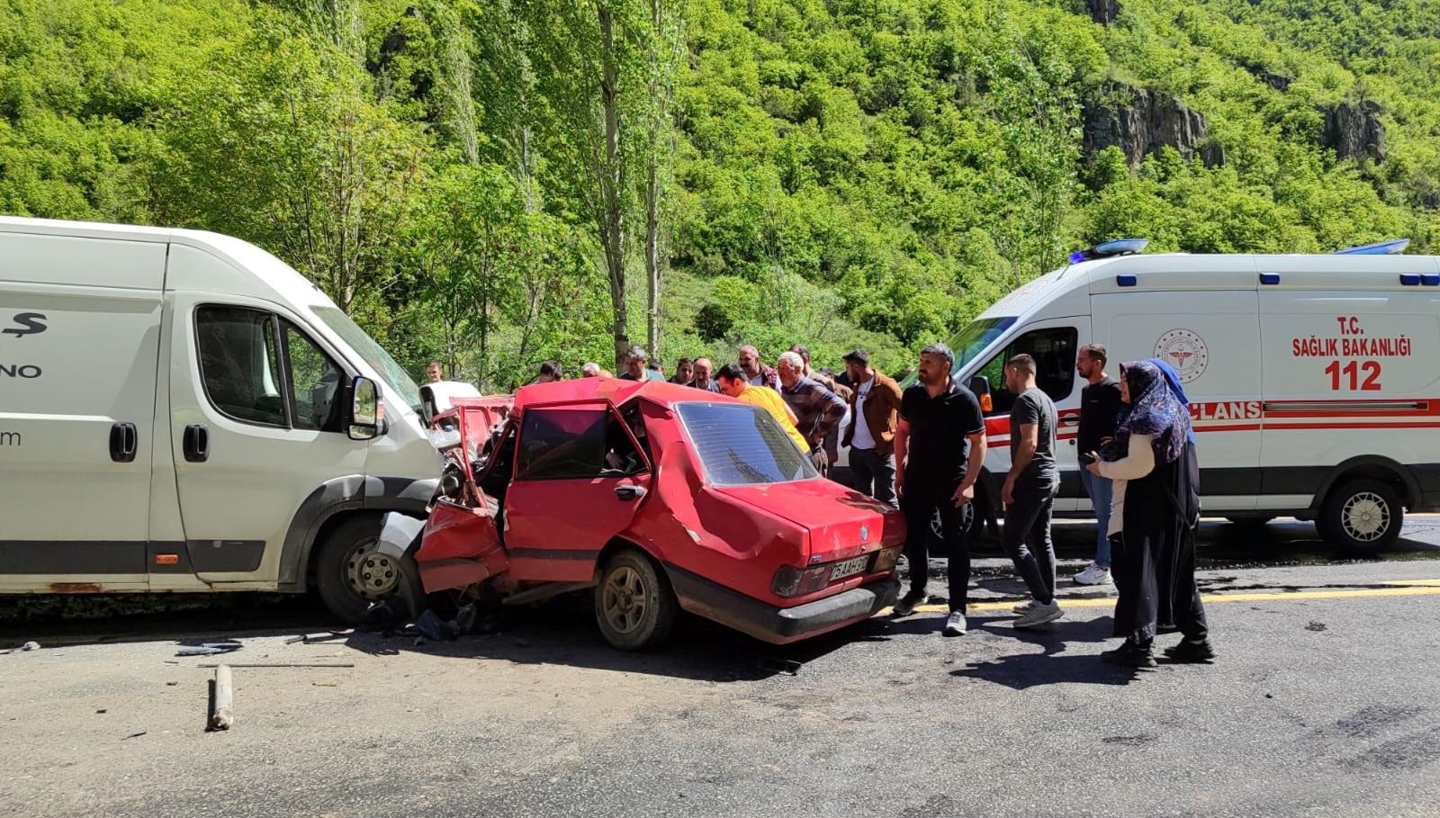 Erzurum’da feci kaza: 2 ölü, 1 yaralı