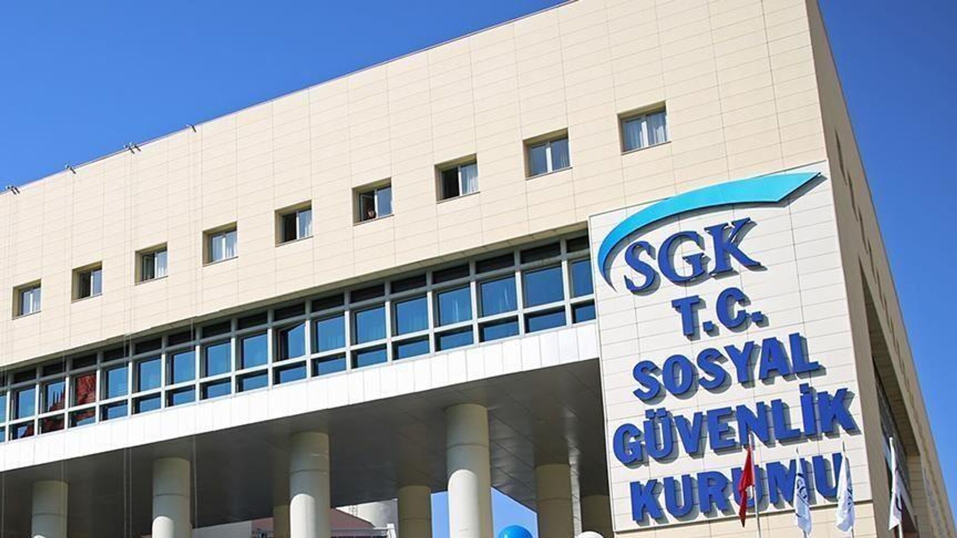 Hangi meslekler erken emeklilik hakkını kaybetti? Yıpranma payı hangilerinde kaldırıldı? SGK tam liste açıkladı